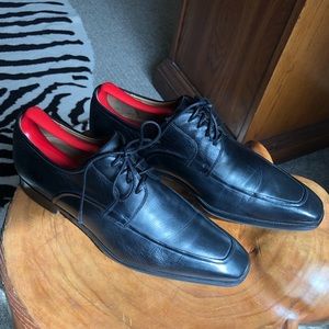 Magnanni Dress Shoes